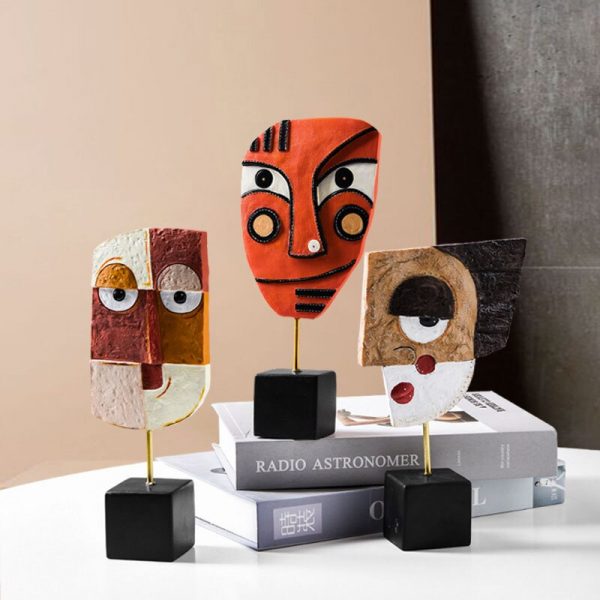 Nordic Resin Crafts Abstract Face Art Ornament Creative Living Room Wine Cabinet Decoration Manual Resin Home Decoration
